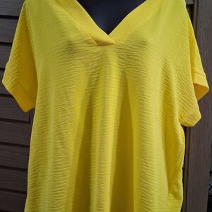 Vibrant Yellow V-Neck Short Sleeve Tee